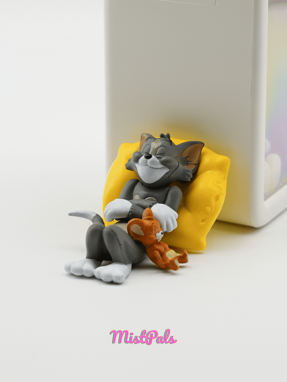 Tom and Jerry Desk Figurine - MistPals